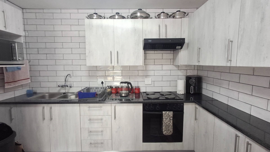 2 Bedroom Property for Sale in Hartenbos Central Western Cape
